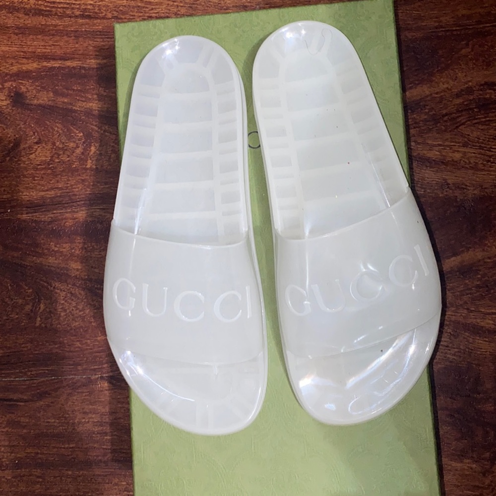 Men’s Gucci slides
